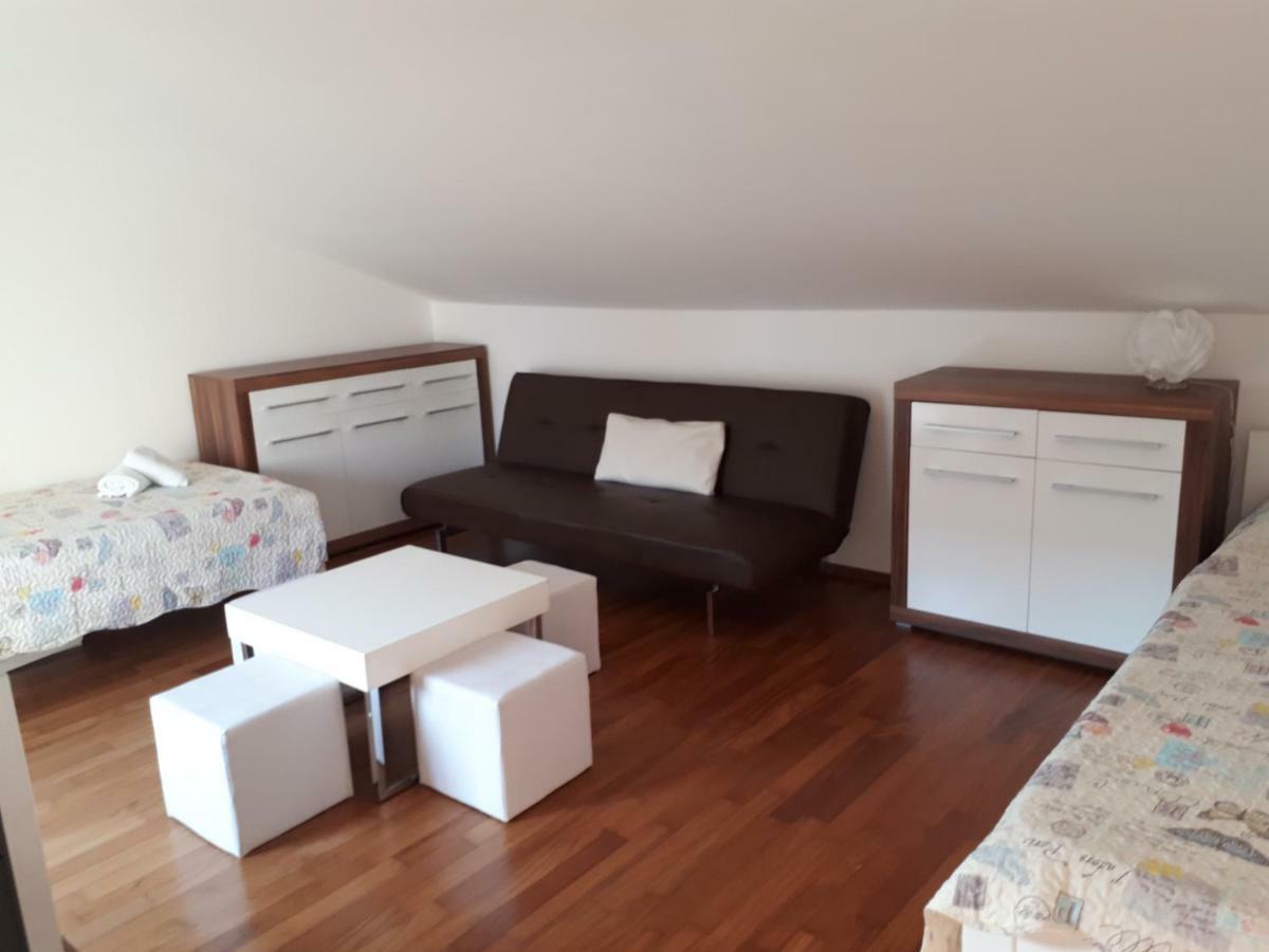 Appartamento Ruzmarinka 4* Baška Esterno foto